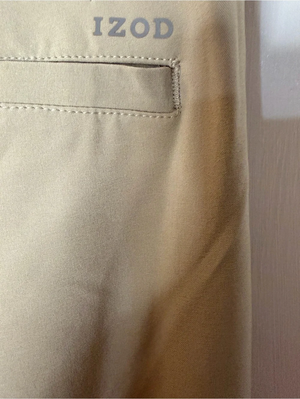 IZOD Golf Men’s Beige Khaki Flat Front Straight Stretch Pants 34x32 45FF291